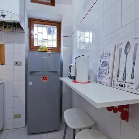 Flaminia アパート