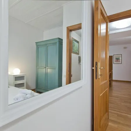 Flaminia Apartmán *